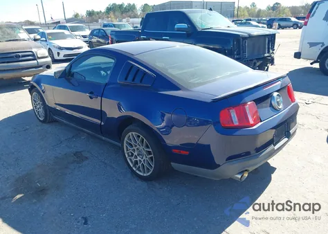 2012 Ford Mustang V6 z USA, uszkodzony, nr VIN 1ZVBP8AM9C5275357